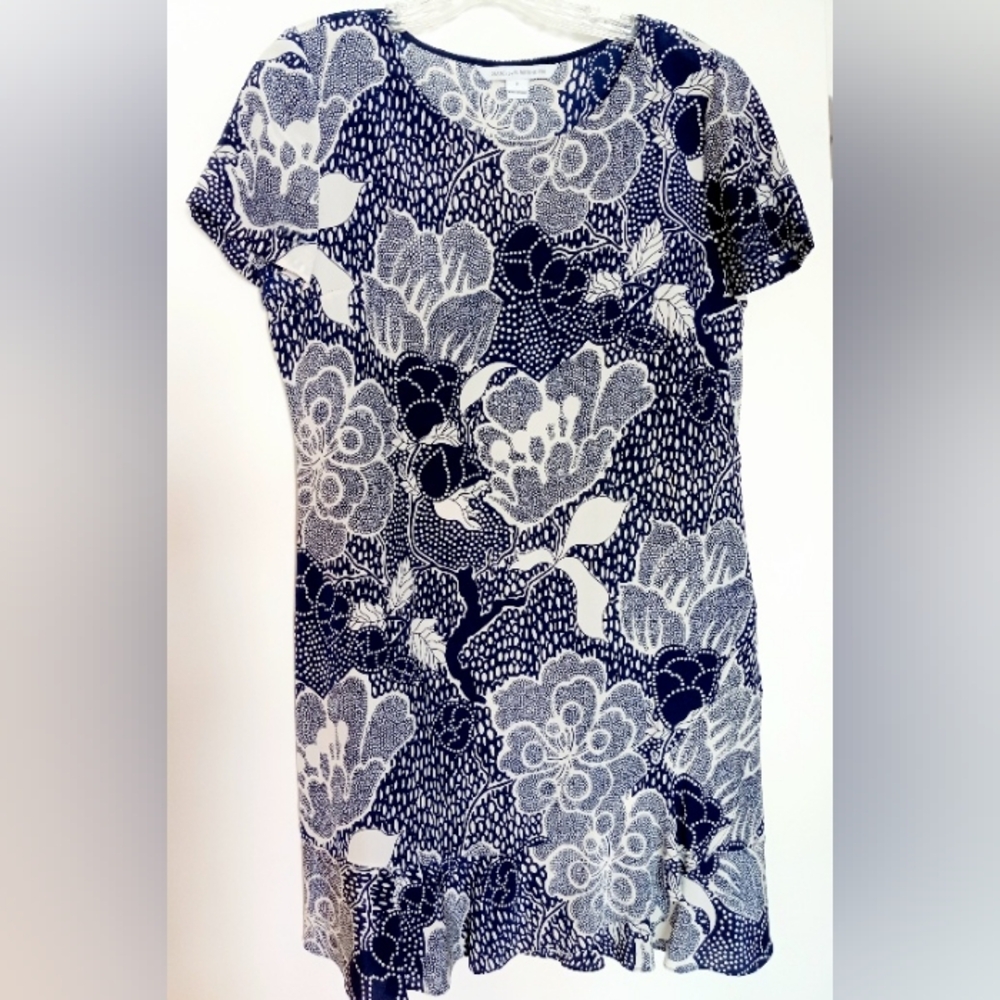 Diane Von Furstenberg Elegant 100% Silk DEON Dark Blue Floral Print Dress Size 8